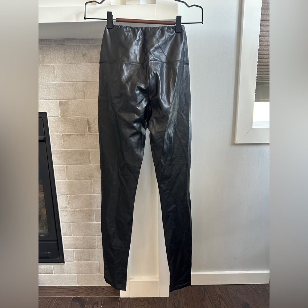 Aritzia Wilfred free high rise faux leather leggings | size small - Picture 4 of 4